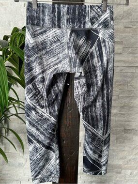 LULULEMON Wunder Under Black White Brush Leggings Stroke Size 4